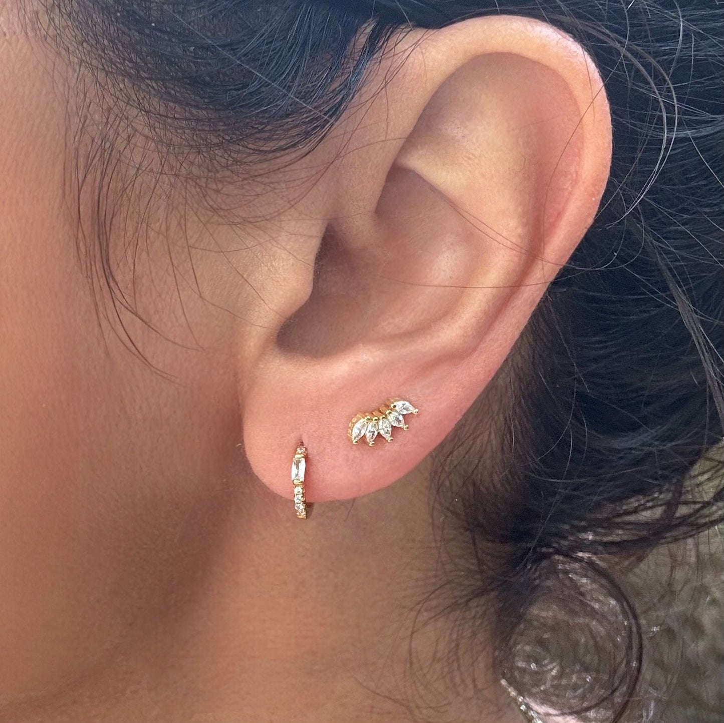 ALECTRONA | Single studs - Goddess of the Sun - Sterling silver AVA Jewelry Designs